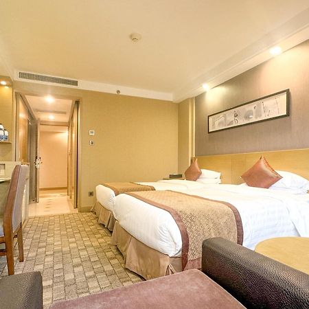 Beijing New Century Hotel Exterior photo