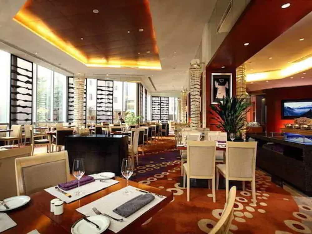 Beijing New Century Hotel Exterior photo