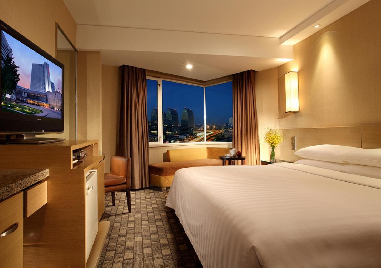 Beijing New Century Hotel Exterior photo