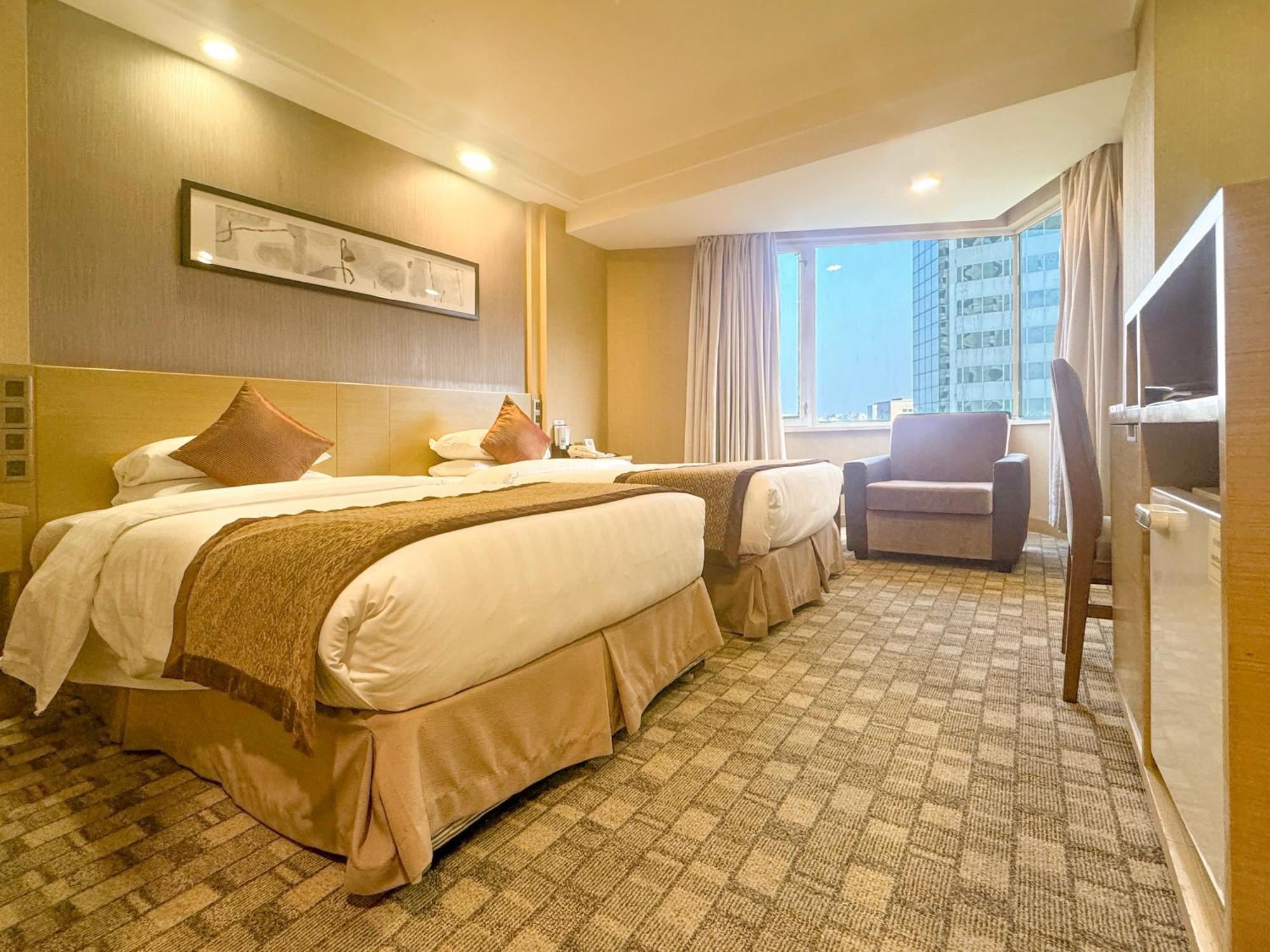 Beijing New Century Hotel Exterior photo