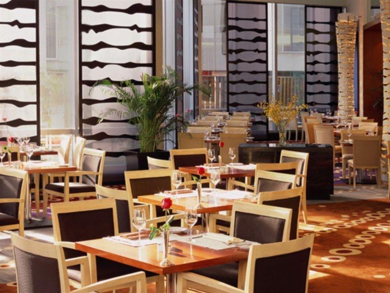 Beijing New Century Hotel Exterior photo