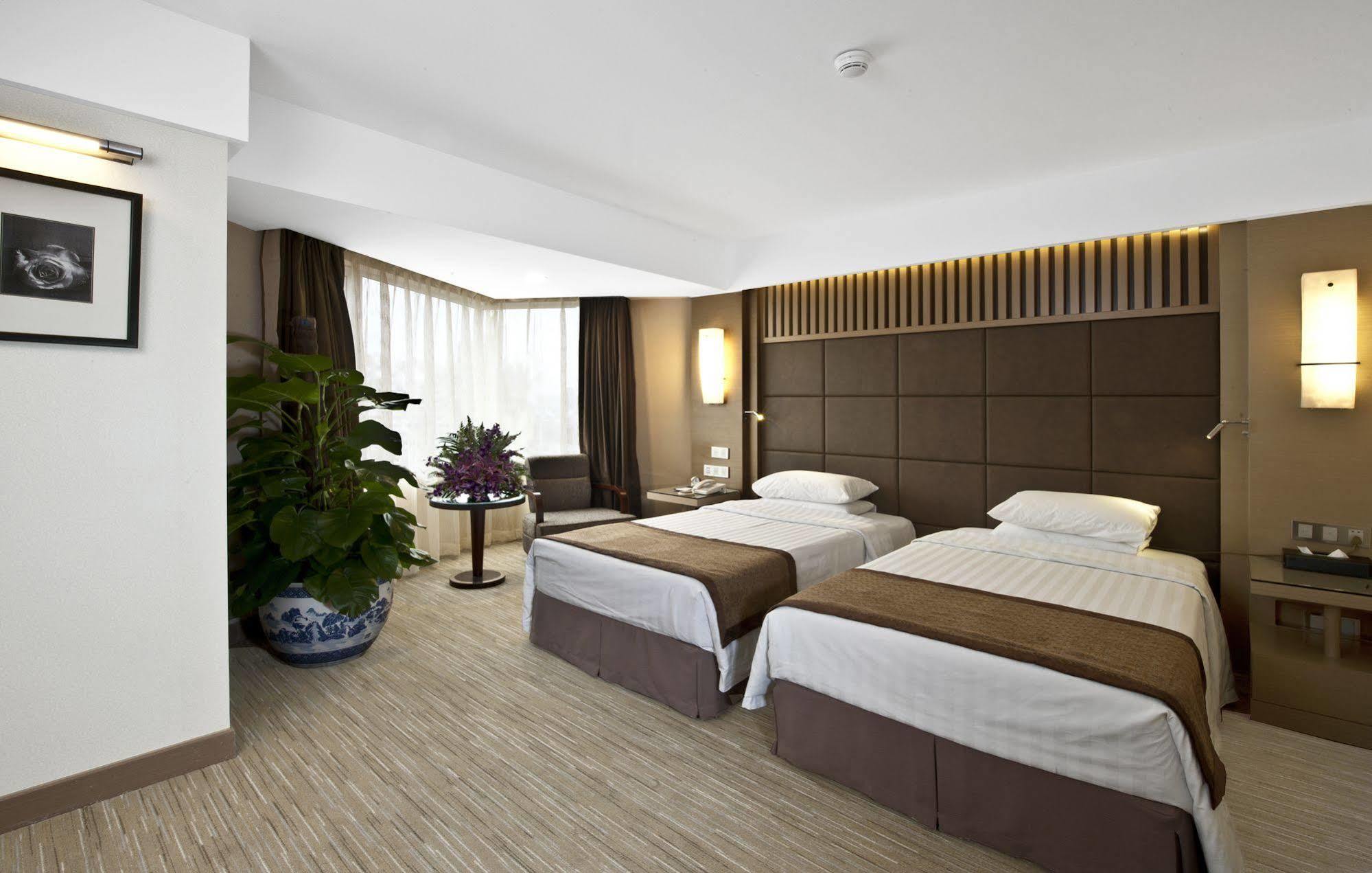 Beijing New Century Hotel Exterior photo